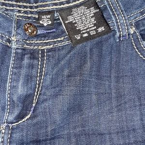 Dereon Jeans